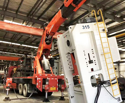 连南提升工作效率，选择优质折臂吊租赁服务