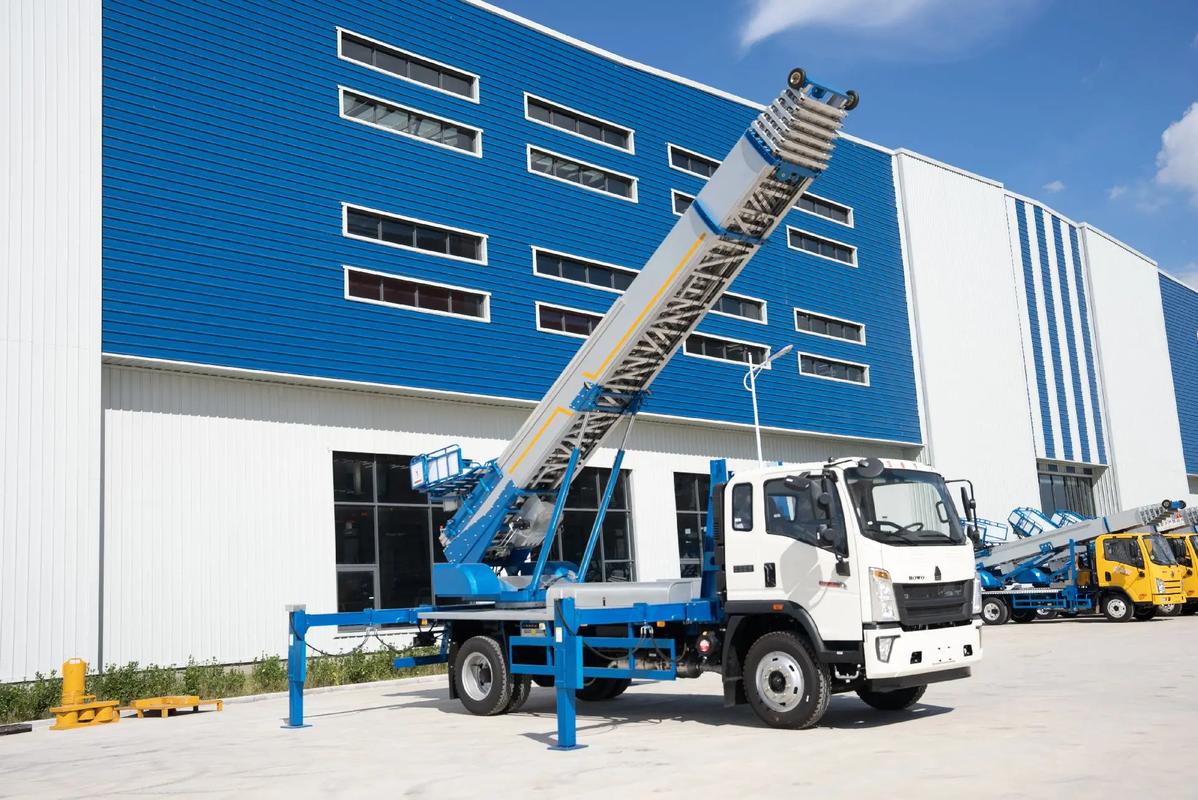 连南小型云梯车上料车租赁多少钱