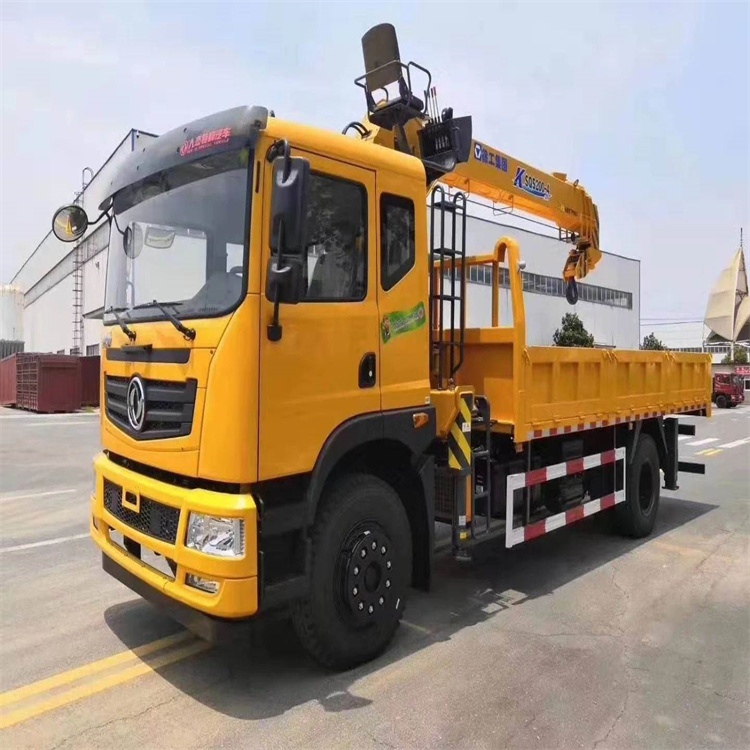 连南附近找一辆随车吊出租