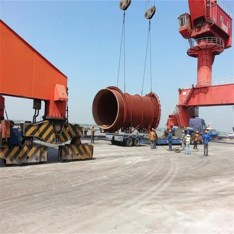 连南230吨折臂吊车出租电话