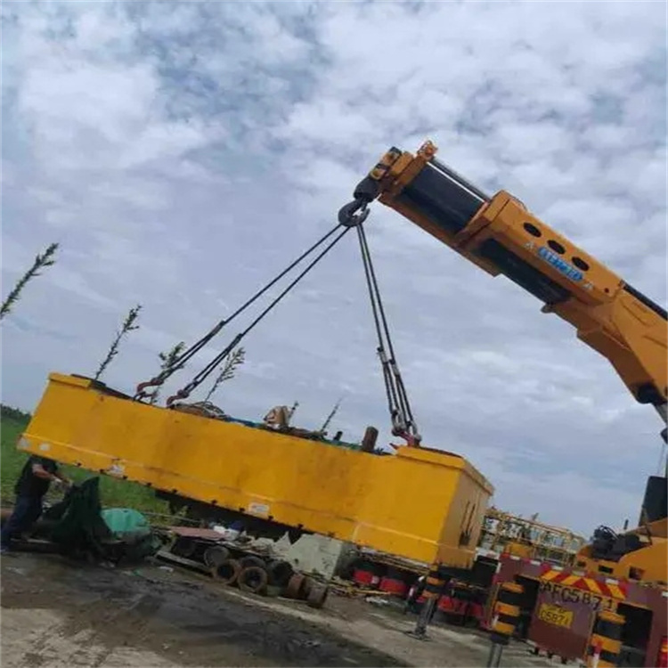 连南随车吊吊集装箱怎么吊